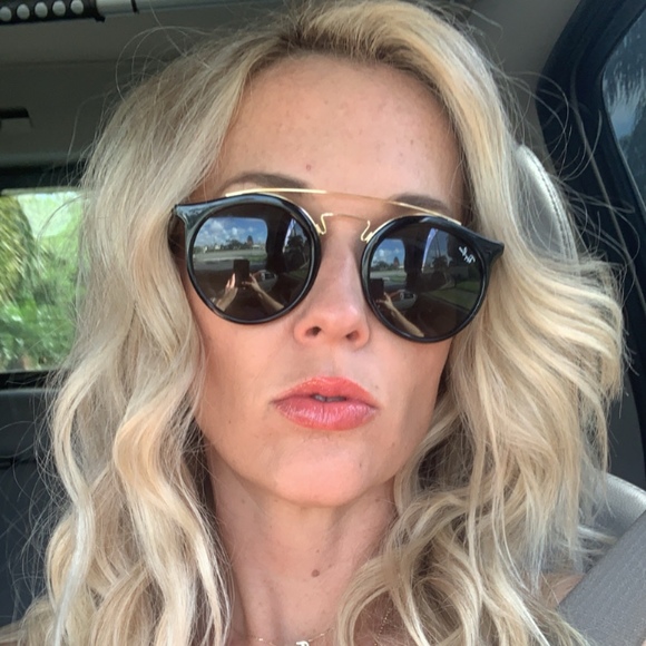 Meet your Posher, Stacey - Picture 1 of 1